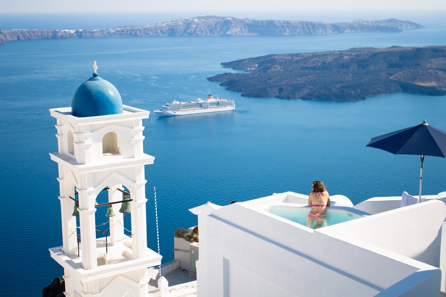 Uitzicht over Santorini en de Egeïsche Zee